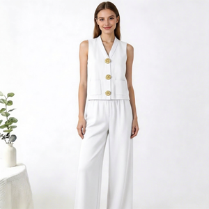 Ensemble haut tricoté sans manches à col en V, couleur unie, anti-plis, avec grands boutons et pantalon large pour femme - Product Image 4