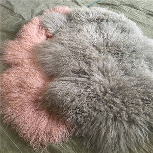 Plaques en peau de mouton bouclée naturelle Peau d'agneau Jeté de canapé-lit - Product Image 1