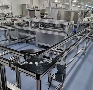 Multi-Industry Stainless Steel Belt Double Plus Chain Free Flow Conveyor Lift Transfer Pallet System 20m/min Speed 110V-415V - Product Image 1