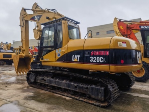 รถขุดตีนตะขาบ CAT320CL มือสอง พร้อมชิ้นส่วนหลักของเครื่องจักรไฮดรอลิก และเครื่องยนต์เดิม - Product Image 2