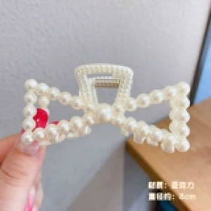 Hot Sale Handmade Butterfly Rhinestone Sequin Resin <b>Snap</b> <b>Clips</b> Trending Fashion for Cute Girls Sweet Hair Decoration Wholesale - Product Image 1