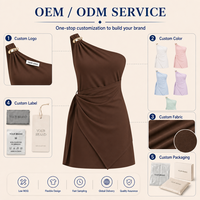 Maßgeschneidertes Vintage One-Shoulder Mini-Kleid für Damen mit Goldverschluss, Perlenbesatz, Drapierung und asymmetrischem Saum, ärmellos, umweltfreundliches Clubkleid