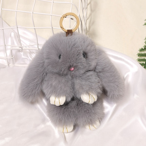 Porte-clés Peluche Lapin en Fourrure 18cm Doux et Mignon avec Pompon, Pendentif Lapin Rose Léopard pour Pâques - Product Image 4