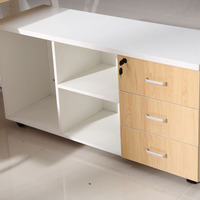 Bureau de direction moderne avec table d'appoint, bureaux de direction modernes