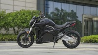 Moto électrique de tourisme CE Classic 5000W au style cool, avec batterie au lithium, autonomie de 150-260 km, vitesse maximale de 110-130 km/h, vente en gros