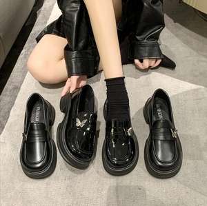 Scarpe in Pelle con Suola Spessa Stile Britannico Femminile Suola Morbida Retro Scarpe Singole Mocassini - Product Image 1