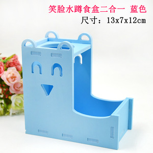 กล่องใส่น้ำและอาหารสัตว์เลี้ยง 2 ใน 1 เครื่องป้อนอัตโนมัติ PVC สำหรับหนูแฮมสเตอร์พร้อมดีไซน์หน้ายิ้มสีทึบทรงสี่เหลี่ยม - Product Image 4