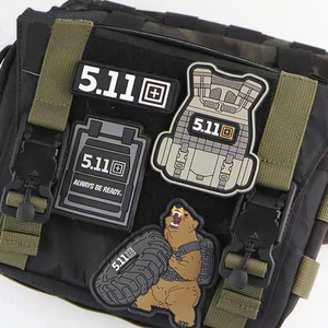 Étiquette de logo 3d en caoutchouc <span class=keywords><strong>Patch</strong></span> en caoutchouc gravé en relief en PVC pour patchs en PVC des Forces armées - Product Image 4