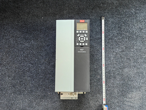 Inverter a Frequenza Variabile AC Vector FC-302P15KT5E20H2XGCXXXSXXXXAXBXCXXXXDX 15kW 3PH 380V IP20 per Pompa e Ventilatore - Product Image 5
