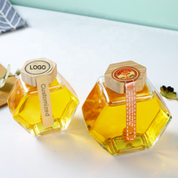 빈 100ml /220ml /380ml 육각 유리 꿀 항아리 나무 대나무 뚜껑 교반 막대 유리 꿀 항아리 부엌 저장 용 꿀 항아리