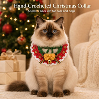 Collare Natalizio per Gatti, Scaldacollo Lavorato a Mano con Campanello, Fiocco e Ghirlanda, Sciarpa Decorativa per Animali Domestici, Outfit Natalizio per Cani e Gatti