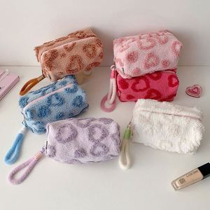 Heart Pattern Handmade Quilted <b>Plush</b> <b>Large</b> Capacity Makeup Pouch Students Pencil Portable Storage Mommy Bags - Product Image 2