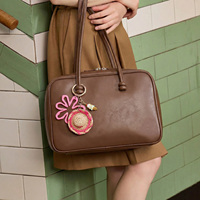 EDGE Porte-clés et breloque de sac pour femme, motif fleur de plage estivale, avec pendentif chapeau de paille et breloque perlée, bijou fantaisie