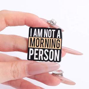 Creative '<span class=keywords><strong>Hate</strong></span> Mornings' frase inglese spilla spilla in metallo per vestiti e borse per il giorno nazionale di natale Halloween & laurea - Product Image 4