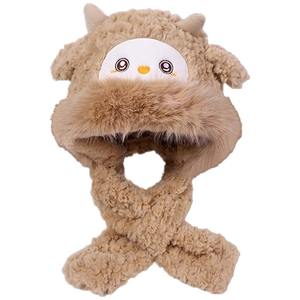 Cappello in Peluche a Forma di Pecorella con Sciarpa per Donne, Cappello Lei Feng Caldo per Climi Freddi - Product Image 5