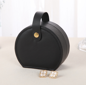 Boîte à bijoux de voyage en cuir PU demi-rond, petite boîte de rangement portable pour bijoux avec poignée pour accessoires féminins - Product Image 6