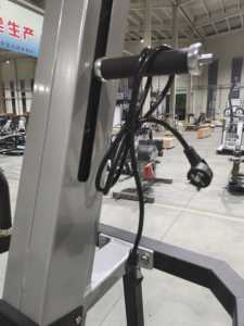Máquina Smith multifunción para entrenamiento de gimnasia Alta y baja <span class=keywords><strong>Fitness</strong></span> <span class=keywords><strong>Polea</strong></span> Spinning Bicicletas Bicicleta de carretera Equipo de Culturismo - Product Image 4
