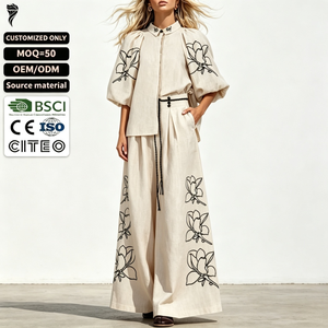 Set Coordinato OEM ODM da Donna in Cotone e Lino, 2 Pezzi con Ricamo Floreale, Camicia con Maniche a Sbuffo e <span class=keywords><strong>Pantaloni</strong></span> a Gamba Larga, Completo <span class=keywords><strong>Beige</strong></span> Streetwear - Product Image 1