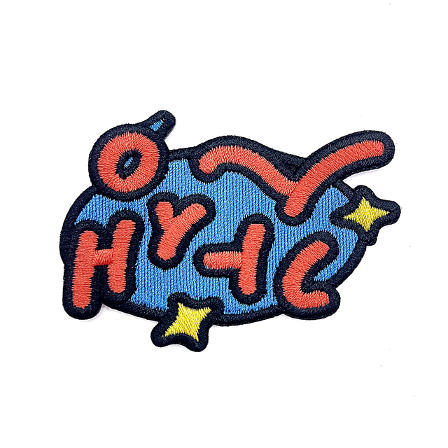 Custom OEM Embroidered Eco-Friendly 3D Sew-On Patches Woven Twill Fabric PVC Chenille Logo Decoration Bags Hats Heart/Flower
