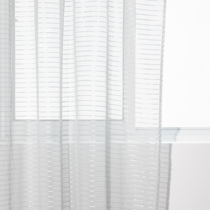 Cortina <span class=keywords><strong>de</strong></span> Voile Transparente con Rayas <span class=keywords><strong>de</strong></span> Hilo Metálico Plateado XinLan, Tratamiento <span class=keywords><strong>de</strong></span> Ventana Semi-Transparente - Product Image 3