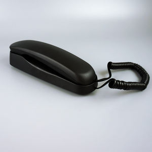 Téléphone d'hôtel en plastique à deux lignes, étanche, son clair, combiné noir/blanc, EXCELLTEL CDX-9602B, idéal pour salle de bain d'hôtel - Product Image 5