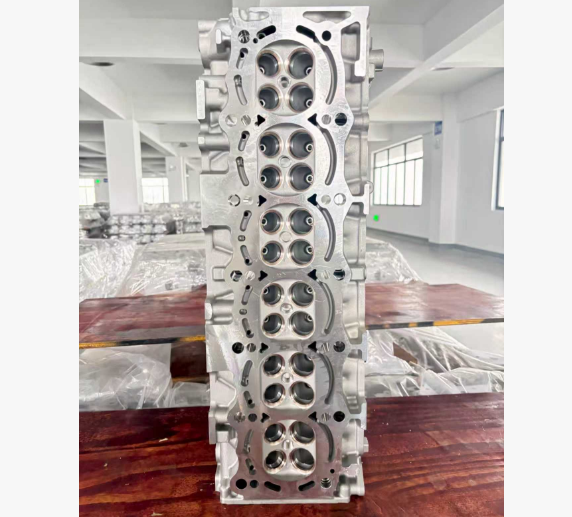 G4EA Complete Cylinder Head CVVT1 4L