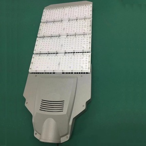 Luar Ruangan Tahan Air Aluminium Die Casting 12V 24V Tenaga Surya Ip65 50W 100W 150W 200W Modul Led 250W Lampu Jalan