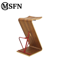 Tabouret de bar moderne et durable en bois courbé, avec structure en acier allié peint, sans accoudoirs, hauteur de comptoir, pour usage domestique et commercial
