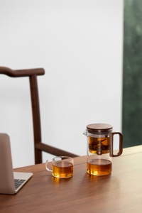 Vendita diretta della fabbrica nuovo Design 500ml <span class=keywords><strong>teiera</strong></span> di vetro con manico in legno e filtro per il tè per la casa o l'ufficio - Product Image 3