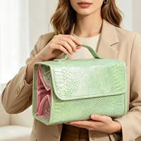 Trousse de Toilette Suspendue Esthétique en Similicuir Holographique Irisé pour Femme, Pochette Transparente Imperméable, Sac de Voyage Enroulable pour Articles de Toilette