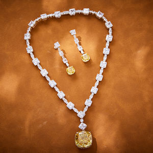 Boucles d'oreilles longues et élégantes pour femmes, accessoires de mariage, bijoux en laiton scintillants et tendance, or, zircon taillé rayonnant - Product Image 6