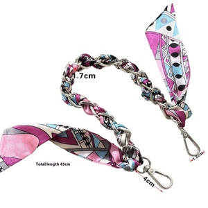 Tracolla di Ricambio con Catena Corta in Metallo, Multicolore, 44CM - Funzione per Sciarpa e Supporto <span class=keywords><strong>Telefono</strong></span> - Product Image 3