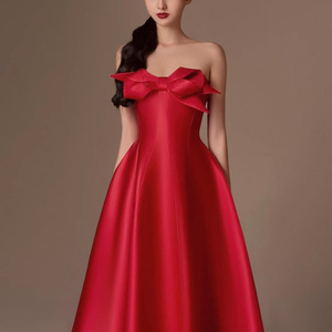 Abito lungo 2025 elegante con capello 3D abito da sera rosso floreale semplice abito da <span class=keywords><strong>donna</strong></span> a vita alta naturale stesso negozio di moda - Product Image 2