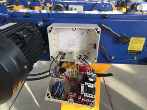 เครื่องขัดสายพานขัดขัดโลหะแบบอุตสาหกรรม400V 3300W เครื่องขัดสายพานเครื่องขัดและเก็บฝุ่นแบบคู่ - Product Image 5