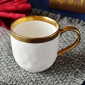 <span class=keywords><strong>Tazza</strong></span> in Ceramica Dorata Stile Europeo, <span class=keywords><strong>Tazza</strong></span> in Ceramica Retrò, <span class=keywords><strong>Tazza</strong></span> per Acqua di Alta Qualità per Club e Caffè - Product Image 3