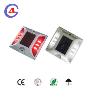 Marcador de Pavimento Reflectante Tipo Ojo de Gato, Tachuela Solar LED Intermitente para Carreteras en Diferentes Colores - Product Image 4