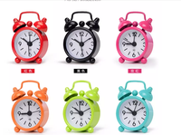 Petit réveil de sommeil pour enfants à double cloche personnalisé pour la chambre