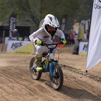 Moto électrique tout-terrain pour enfants, batterie Li-ion 36V 5Ah, cadre en alliage d'aluminium, corps léger de 14,5 kg, pour enfants de 5 à 12 ans, commande en gros disponible