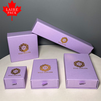 Boîte à bijoux coulissante beige LAIRE pour l'emballage et la présentation de colliers