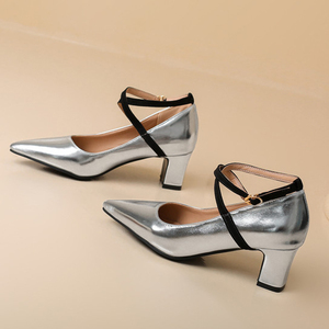 Sandales à talons épais et bas pour femme, grande taille 48, à bout pointu, avec bride de cheville, pour soirée, coupe large - Product Image 6