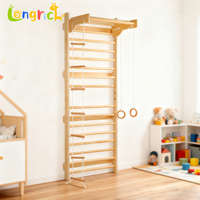 Structure d'escalade et de fitness intérieure pour enfants avec échelle en corde et anneaux de gymnastique