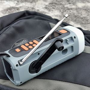 Portable Mini <span class=keywords><strong>USB</strong></span> MP3 lampe de poche sans fil extérieure à énergie solaire Radio à <span class=keywords><strong>manivelle</strong></span> avec affichage Dynamo LED AM FM WB alarme SOS - Product Image 2