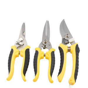 Ciseaux multi-usages en acier inoxydable, à lame partiellement dentelée, de qualité industrielle, avec poignée jaune, pour la coupe de fils et de tôles - Product Image 2