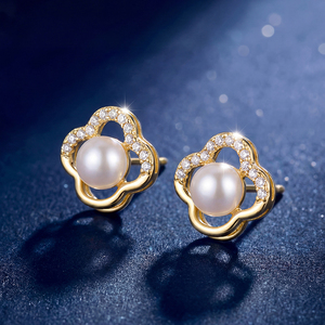 Pendientes de Perlas Blancas con Trébol de Cuatro Hojas en Oro de 18K y Circonitas Cúbicas para Mujer, Joyería Elegante con Perlas y Flores de la Suerte, Regalo Ideal - Product Image 5