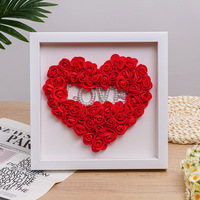 Cadre photo 3D carré personnalisé en PE avec rose rouge, boîte à ombre, acrylique incassable PS, LED, cadeau écologique pour la Saint-Valentin, la fête des mères, un mariage