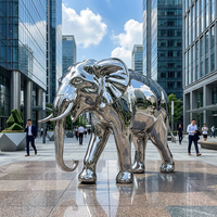 Sculpture d'éléphant en acier inoxydable, design géométrique faceté saisissant, style traditionnel et moderne, poli, décoration extérieure pour jardin, parc, place publique