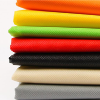 Tissu non tissé en polypropylène (PP) directement de l'usine, rouleau non tissé multicolore pour la fabrication de sacs et l'emballage