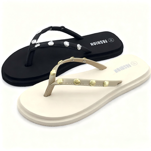 Tongs pour femmes inspirées de la plage, à bout ouvert, avec des clous en cristal dorés et argentés, sangles noires et beiges, pour le printemps et l'été, écologiques - Product Image 1