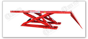 Capacité de levage hydraulique manuelle de 4000kg de chariot élévateur à ciseaux portatif pour le stationnement de voiture et le levage de véhicule - Product Image 6