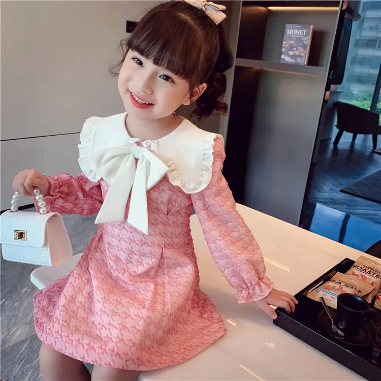 Autumn hot sale sweet wind polyester breathable wrinkle resistant long sleeved bowknot dress for girls